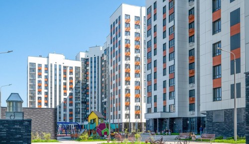В Южном Бутове заработали новые магазины в домах по реновации