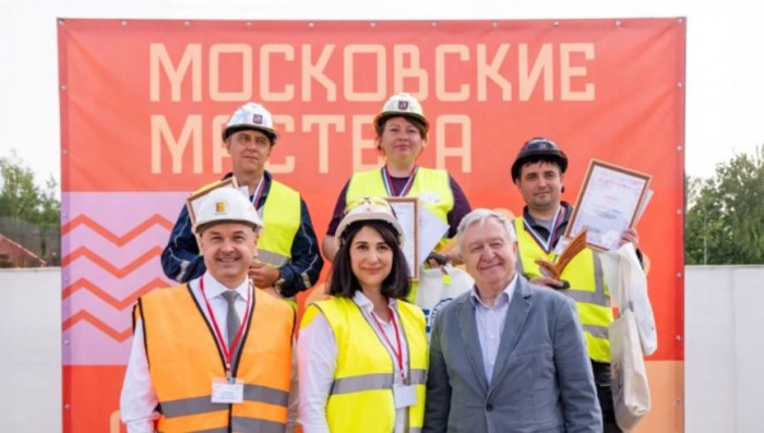 Лучшего гражданского строителя определили на стройплощадке на ул. Гарибальди