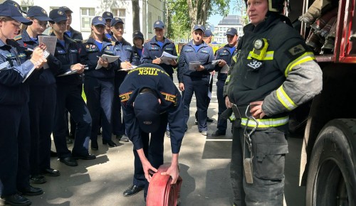 Практическое занятие с пожарными состоялось в колледже Максимчука