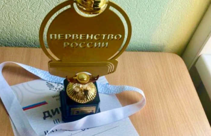 Ученик школы №117 стал призером первенства России по прыжкам в воду