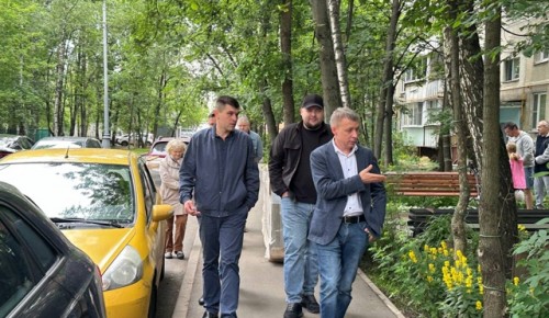 В Теплом Стане прошел объезд территории