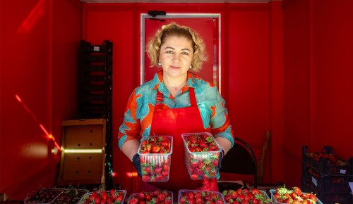 Вкус лета: где в ЮЗАО купить самые свежие ягоды