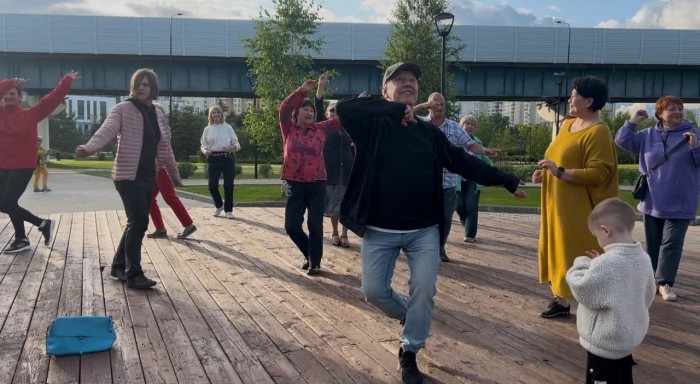 «Белые розы» для горожан: в Южном Бутове прошел вечер памяти Юрия Шатунова