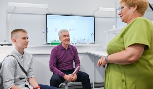 Собянин объявил о завершении строительства школы на северо-востоке Москвы