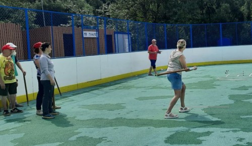 В Ясеневе провели первенство района по городошному спорту среди дворовых команд