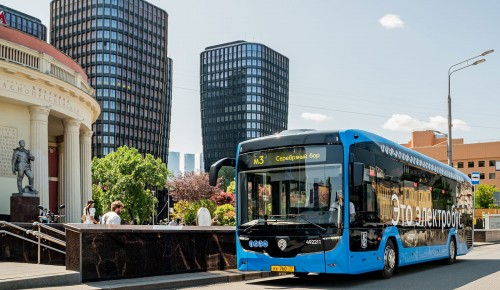 Автобусный маршрут №553 в ЮЗАО вошел в число самых популярных в столице