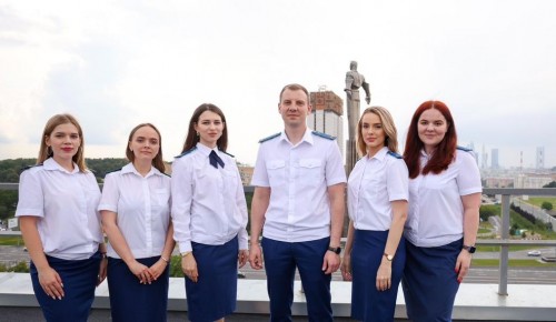 Сотрудники Гагаринской МРП приняли участие в церемонии, посвященной признанию памятника Гагарину объектом культурного наследия