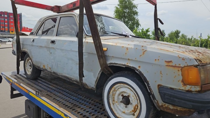Управа района Теплый Стан провела масштабную работу по вывозу брошенных автомобилей