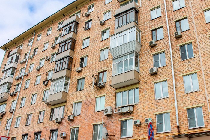 В Гагаринском районе капитально ремонтируют дома, где жили ученые