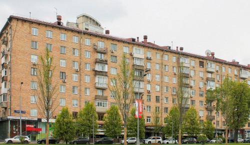 В ЮЗАО отреставрировали дома, где жили выдающиеся ученые