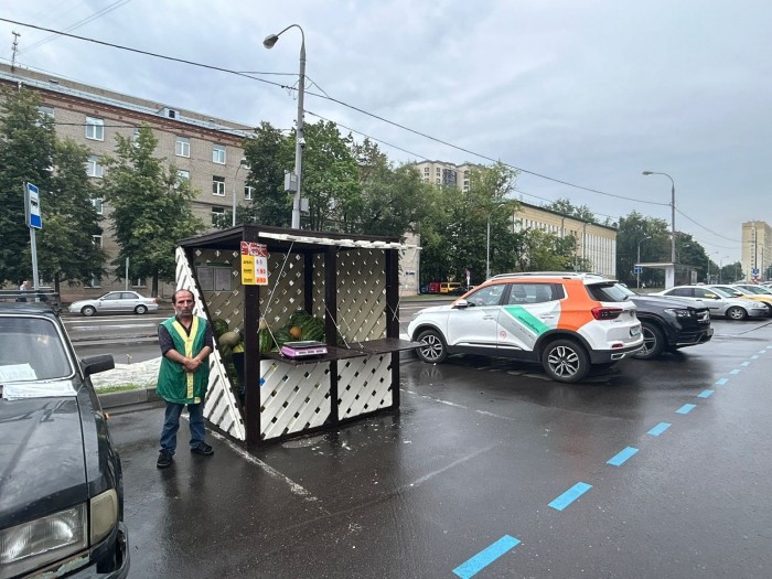 В районе Зюзино начали работу сезонные бахчевые развалы