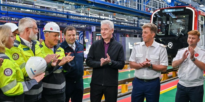 Сергей Собянин открыл первое в ТиНАО электродепо «Столбово»