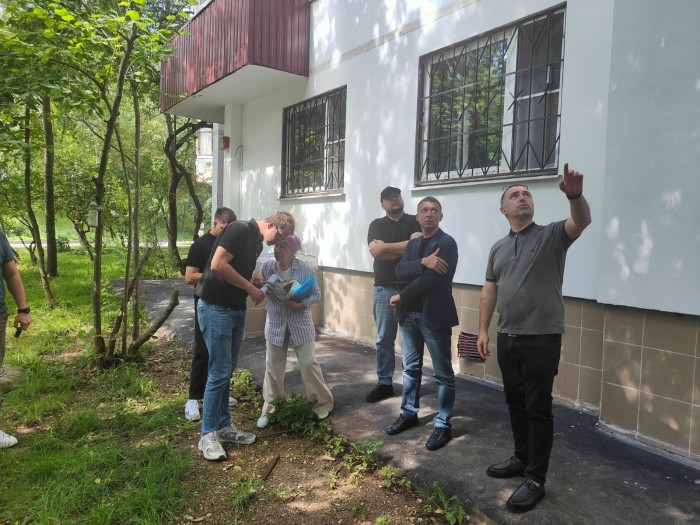В Теплом Стане прошла встреча главы управы с жителями дома на Ленинском проспекте