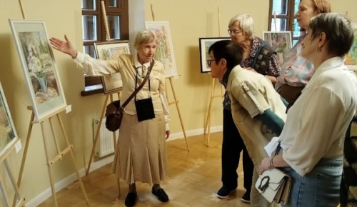 Выставка «Три грани вдохновения» открылась в усадьбе на Перекопской