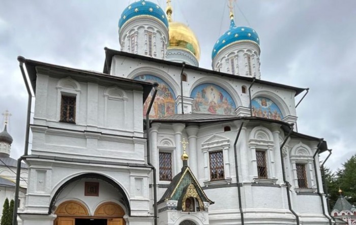 Жители филиала «Зюзино» СД «Обручевский» побывали в Новоспасском монастыре