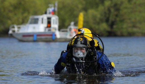 Тёмные воды: как работают столичные водолазы