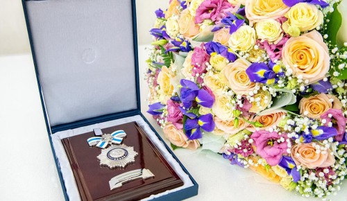 Собянин: 15 многодетных семей Москвы получили почетный знак «Родительская слава»