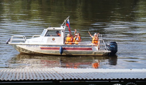 Уроки безопасности на воде прошли на поисково-спасательной станции «Серебряный Бор»