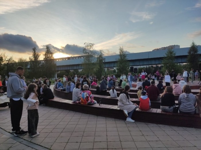 В ландшафтном парке «Южное Бутово» состоялась тематическая дискотека