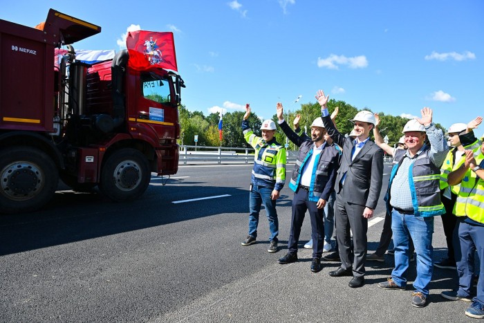 Собянин: Открыта новая дорога от улицы Эдварда Грига до улицы Поляны