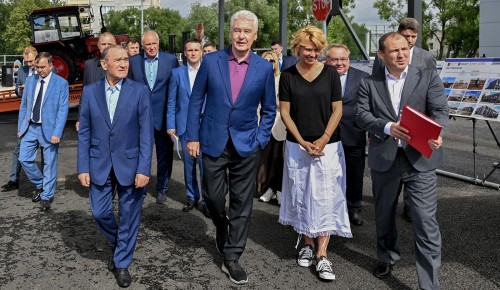 Открыт первый флагманский МФЦ для регистрации самоходной техники — Мэр Москвы