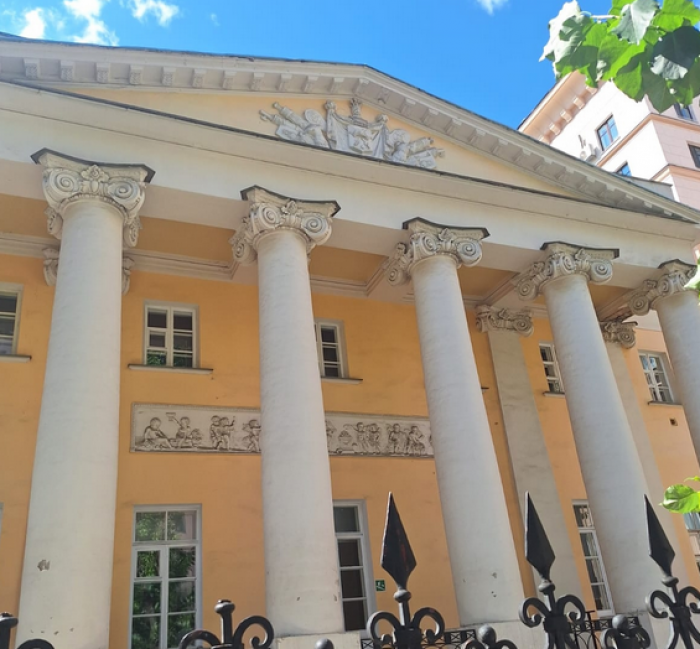 Библиотека №178 организовала познавательную экскурсию по Ивановской горке