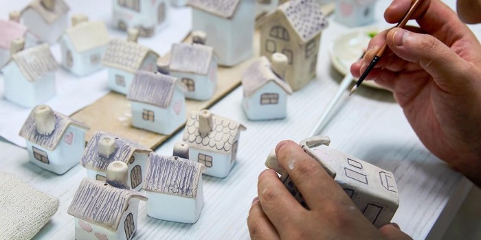 От маскировочных сетей до профориентации: как НКО Москвы помогают участникам СВО