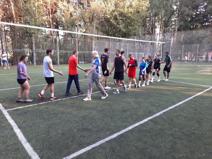 В районе Котловка определили сильнейших волейболистов