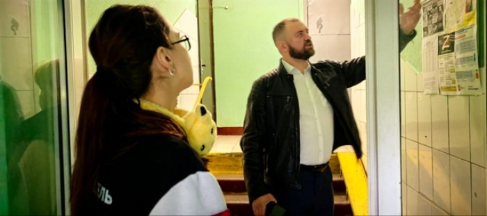 Представитель управы провел встречу с жителями дома на ул. Теплый Стан