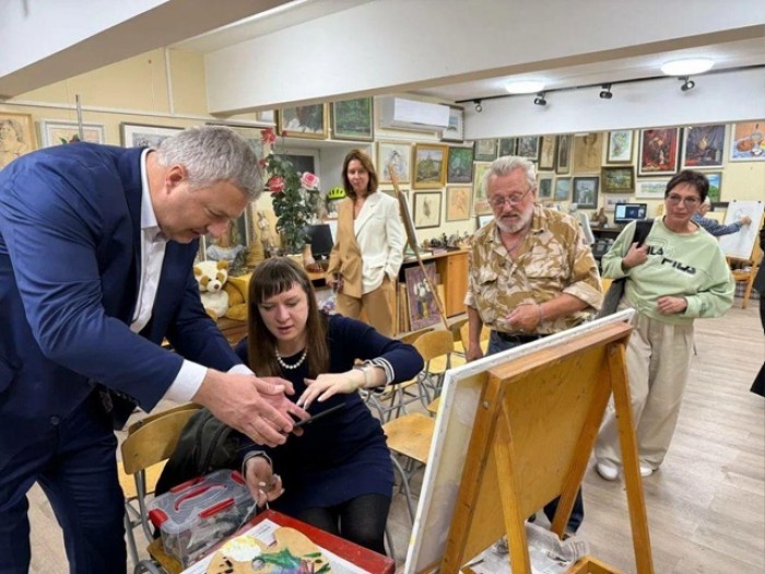 В Гагаринском районе прошел мастер-класс по рисунку