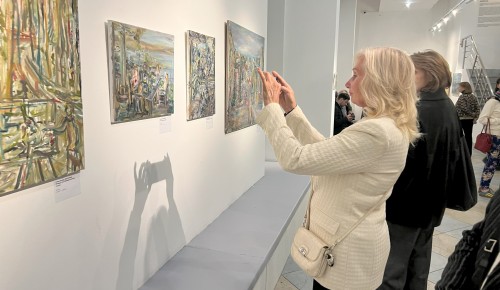Семейные проекты: в галерее «Беляево» открылась художественная выставка «Дом Мессереров»