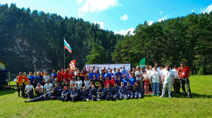 Кинологи столичного Пожарно-спасательного центра приняли участие в Открытых кинологических соревнованиях на Южном Урале