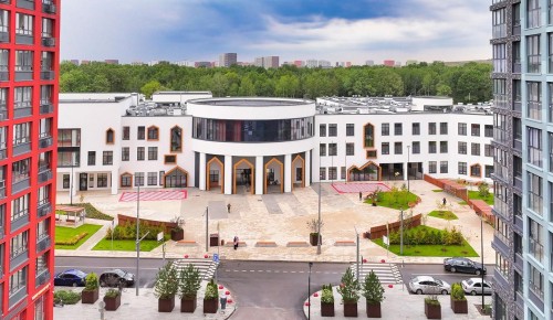 Собянин рассказал о новой школе в Коммунарке с бассейном и ИТ-полигоном