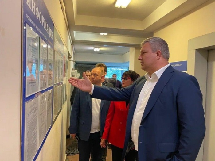 В Гагаринском районе провели осмотр дворовых территорий