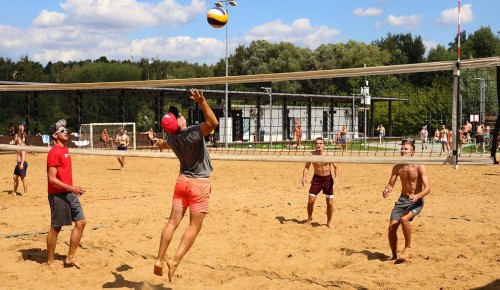 Площадки проекта «Мой спортивный район» приглашают поиграть в волейбол