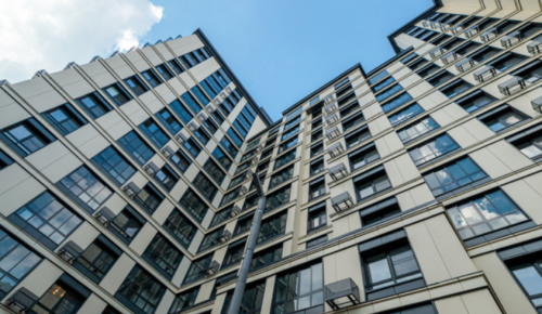 Почти 300 жителей двух домов в Котловке по реновации уже выбрали новые квартиры