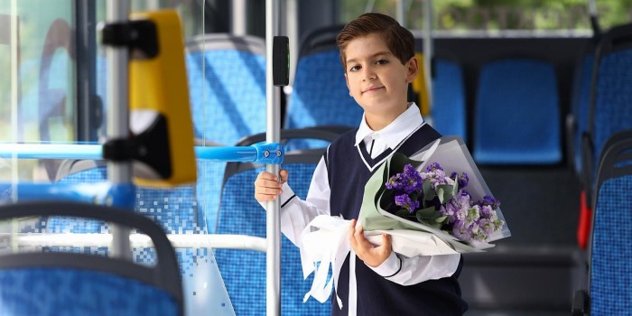 Специальные рейсы для школьников запустили на маршруте №878л в ЮЗАО