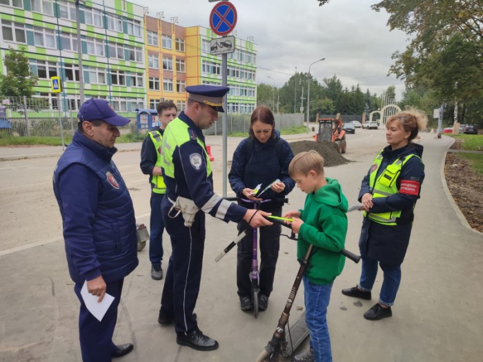 Акция «Маленький пешеход» прошла на юго-западе столицы