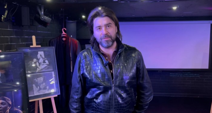 Певец и актер Илья Трофимов: «На театральной сцене у тебя нет права на ошибку»