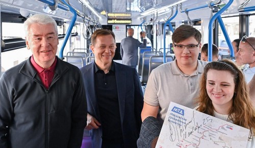 Сергей Собянин открыл первую в России трамвайную линию без контактной сети