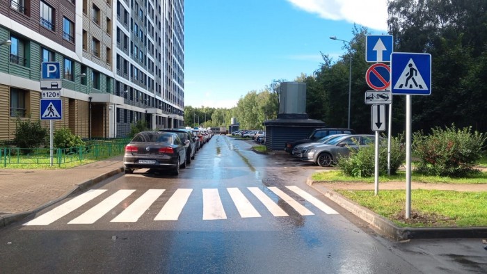 В Южном Бутове обустроили новый пешеходный переход на Старокрымской улице
