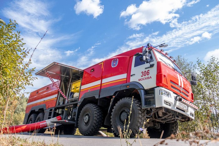 На страже мегаполиса: столичный Пожарно-спасательный центр отмечает 17 лет со дня образования