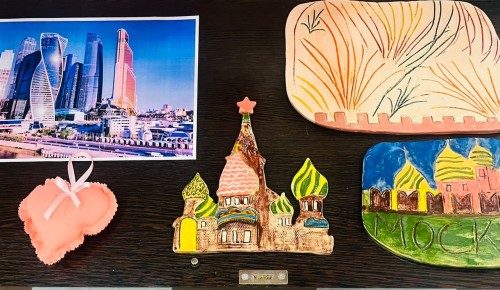 Выставка ко Дню города открылась в реабилитационном центре «Южное Бутово»