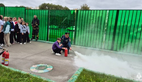 Занятие по пожарной безопасности прошли в школе №1981