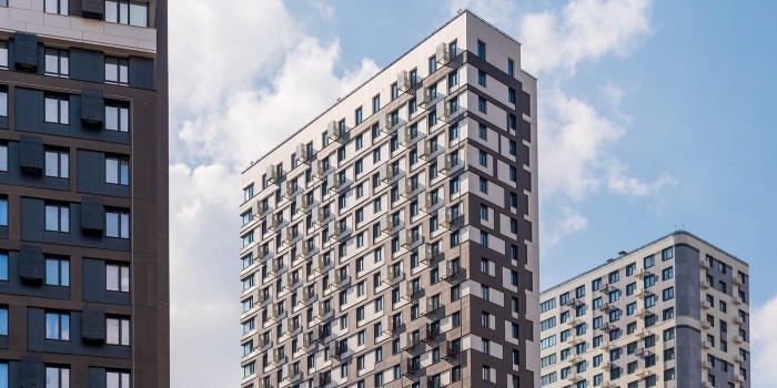 В ЖК на ул. Ремизова по программе реновации заселено уже 85 квартир