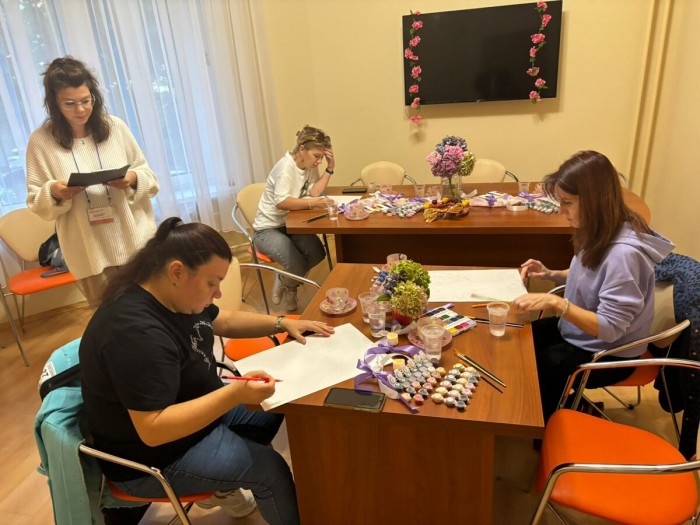 В филиале «Ломоносовский» СЦ «Оберег» прошла встреча в рамках проекта «Творческая опора для мам»