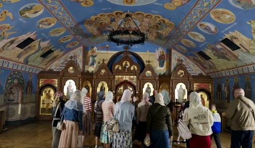 Представители воскресной школы храма прп. Евфросинии Московской посетили Свято-Троицкую Сергиеву Лавру