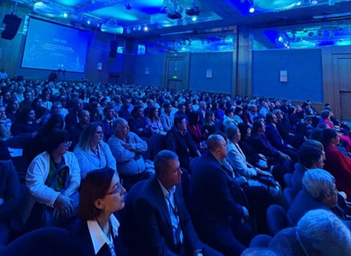 Специалисты комиссии по делам несовершеннолетних из Гагаринского района поучаствовали в конференции на тему наркологической помощи