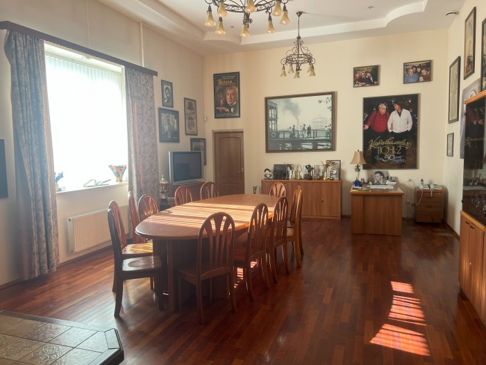 Заглянуть в кабинет Рязанова: в «Эльдаре» проводят тематические экскурсии