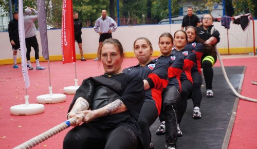 Турнир по перетягиванию каната прошел в Академическом районе